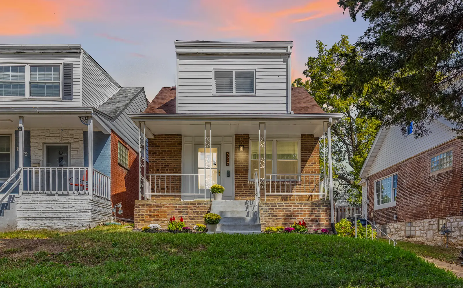 Brick Bungalow Photo